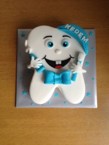 eerste tand taart